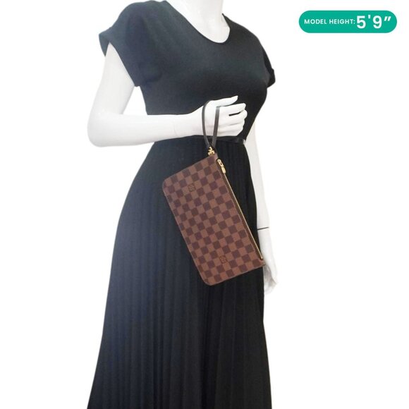 Louis Vuitton  Neverfull Wristlet Damier Ebene Pouch Brown - Picture 2 of 12